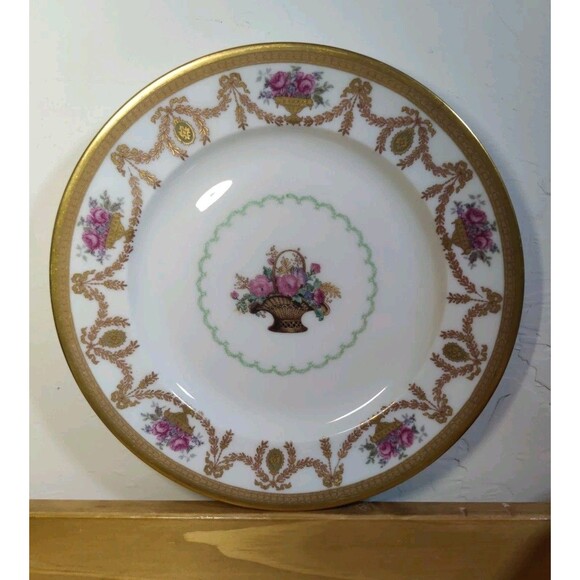 VINTAGE LAMBERTON SCAMMELL PORCELAIN Dinner PLATE 9.5" Flower Basket Gold Trim - Picture 1 of 5
